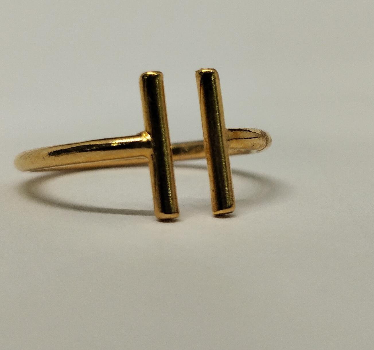 Anillo en Oro Laminado con Dos Barras Paralelas ANCH-9701