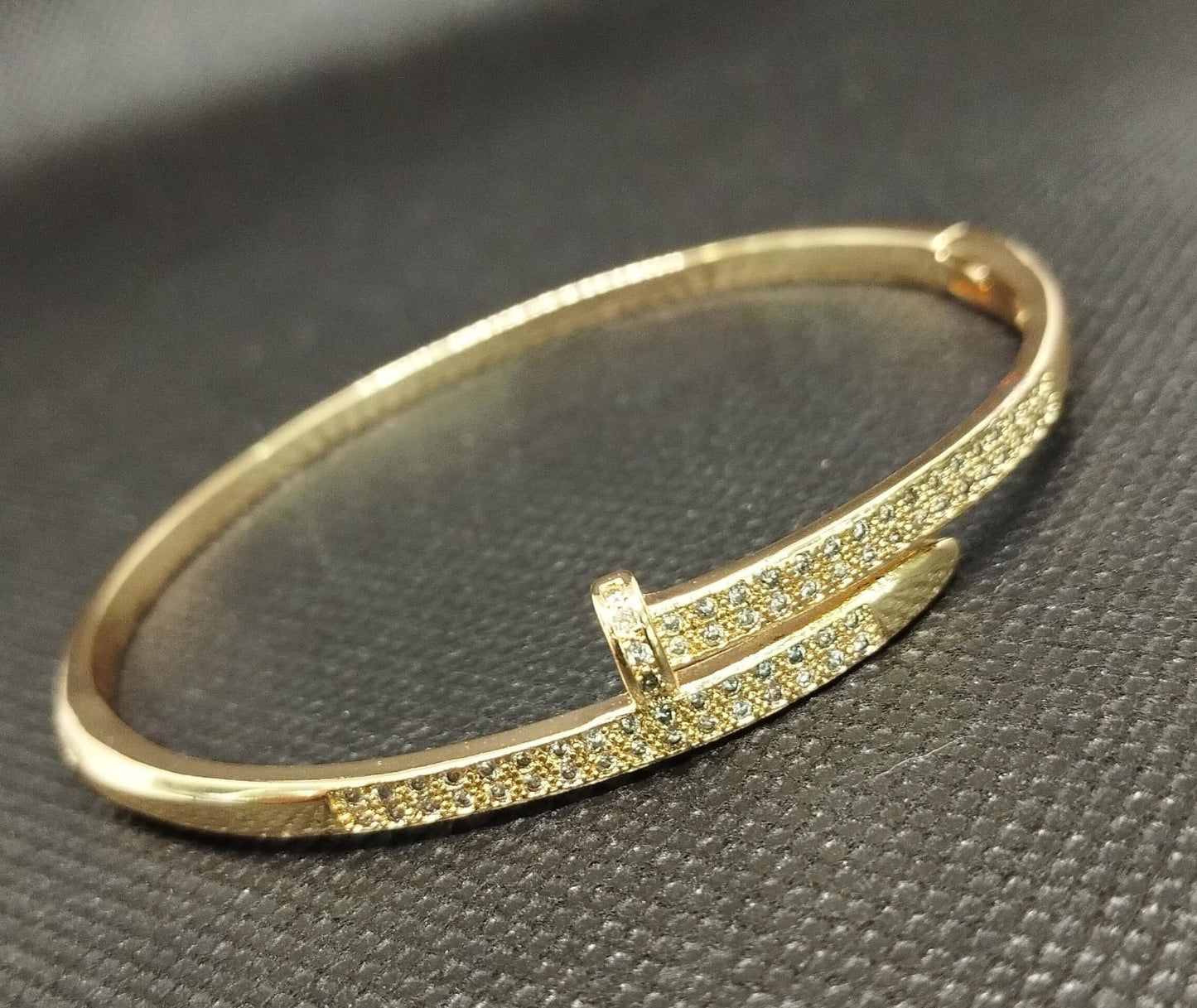 PULSERA CLAVO PLBJ0037