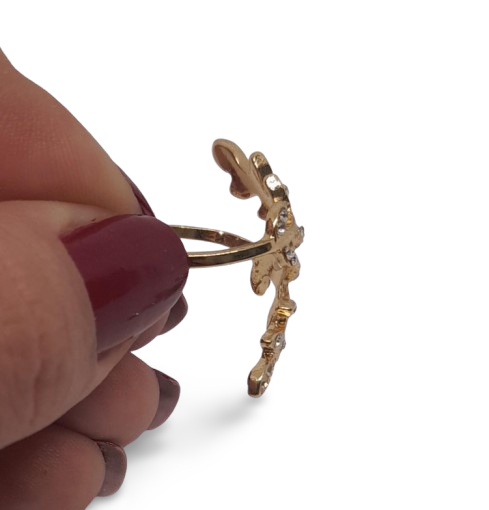 Anillo con Diseño de Hoja Elegante Dorado en Fantasía AHJDF88