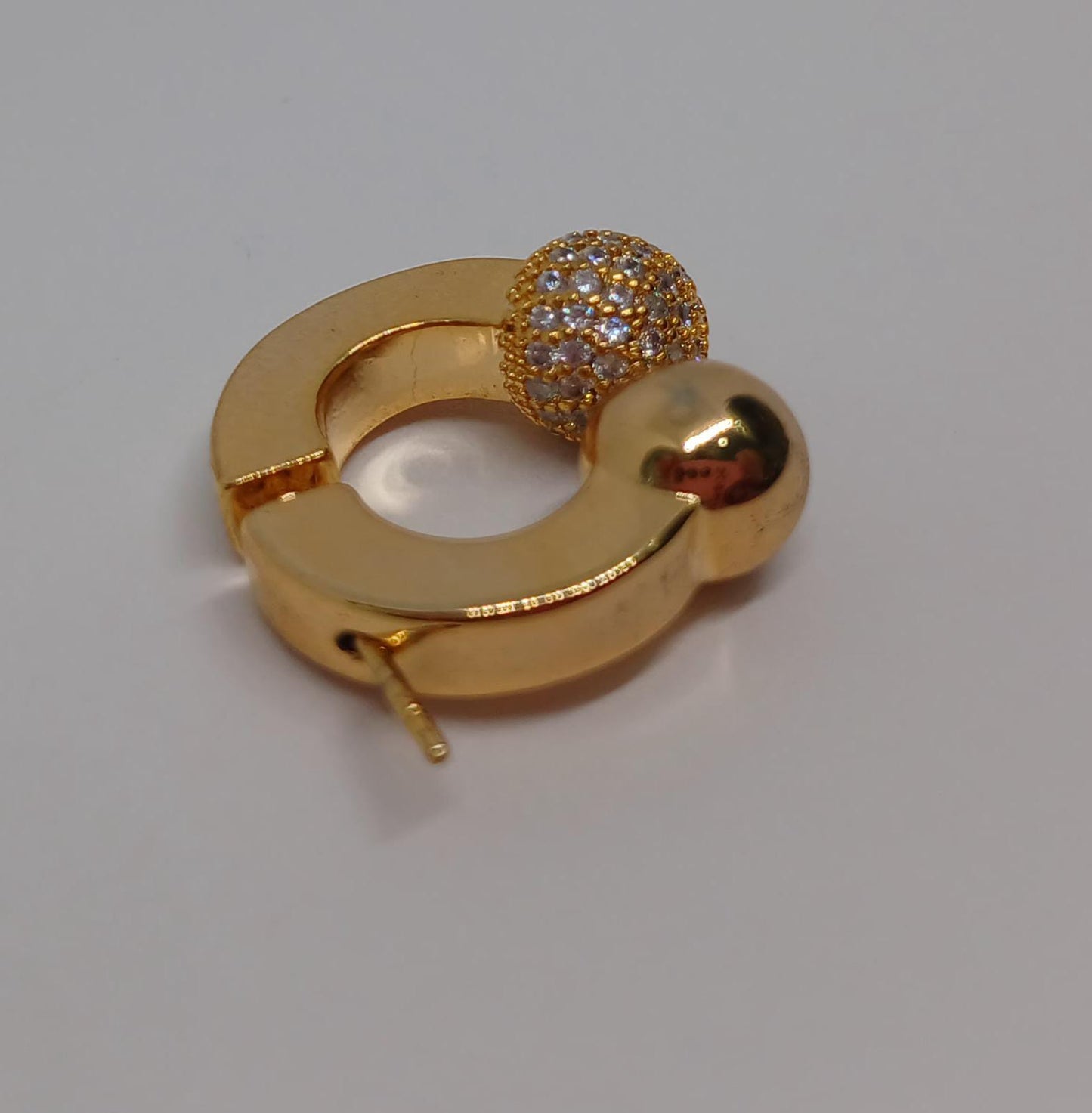 Aretes Tipo Candonga Reversibles Con Bola con Micro circones AFDAB