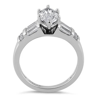 Anillo en plata con circon central corte marquise, laterales corte baguette y microcircones