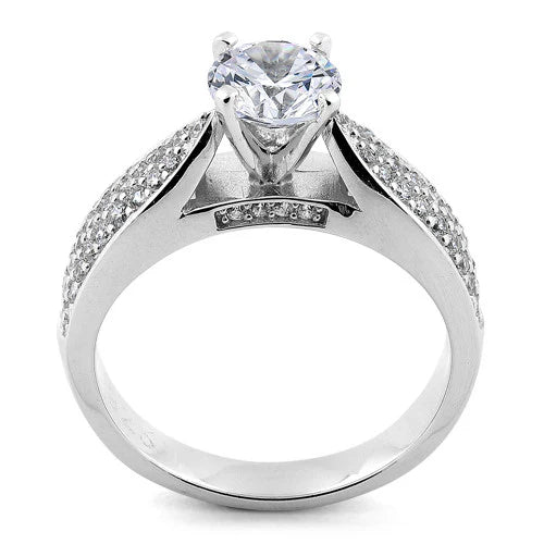 ANILLO DE COMPROMISO EN PLATA CON CIRCON CENTRAL Y MICROCIRCONES EN LO LATERALES APCH58