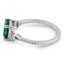 ANILLO EN PLATA LEY 925 CON CIRCON COLOR ESMERALDA CUADRADO Y DISEÑO CELTA EN LATERALES L22