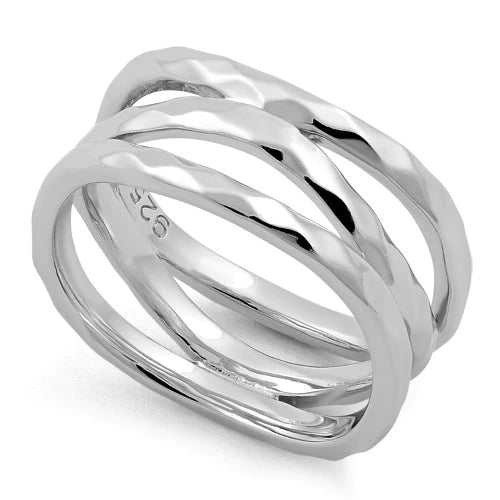 ANILLO EN PLATA MARTILLADA