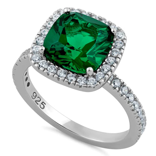 ANILLO EN PLATA LEY 925 CON ALMOHADON EN CIRCON VERDE ESMERALDA Y MICROCIRCONES ALREDEDOR