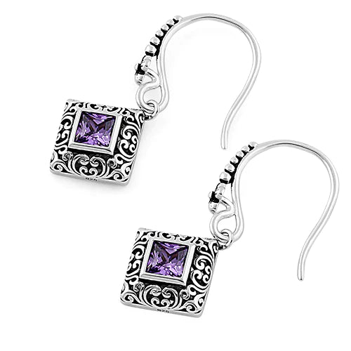Pendientes de color amatista de corte cuadrado ornamentados en plata  PPCH43